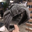 Gray Print Knotted Classic Headband